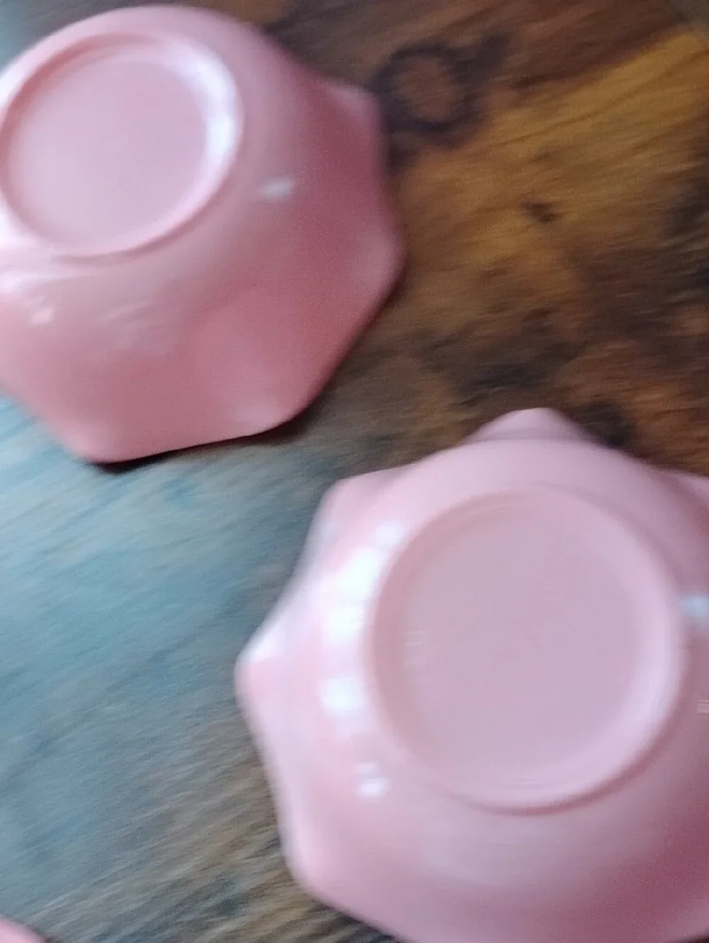 Hazel Atlas Crinoline Pink and White Dinnerware Bowls Set